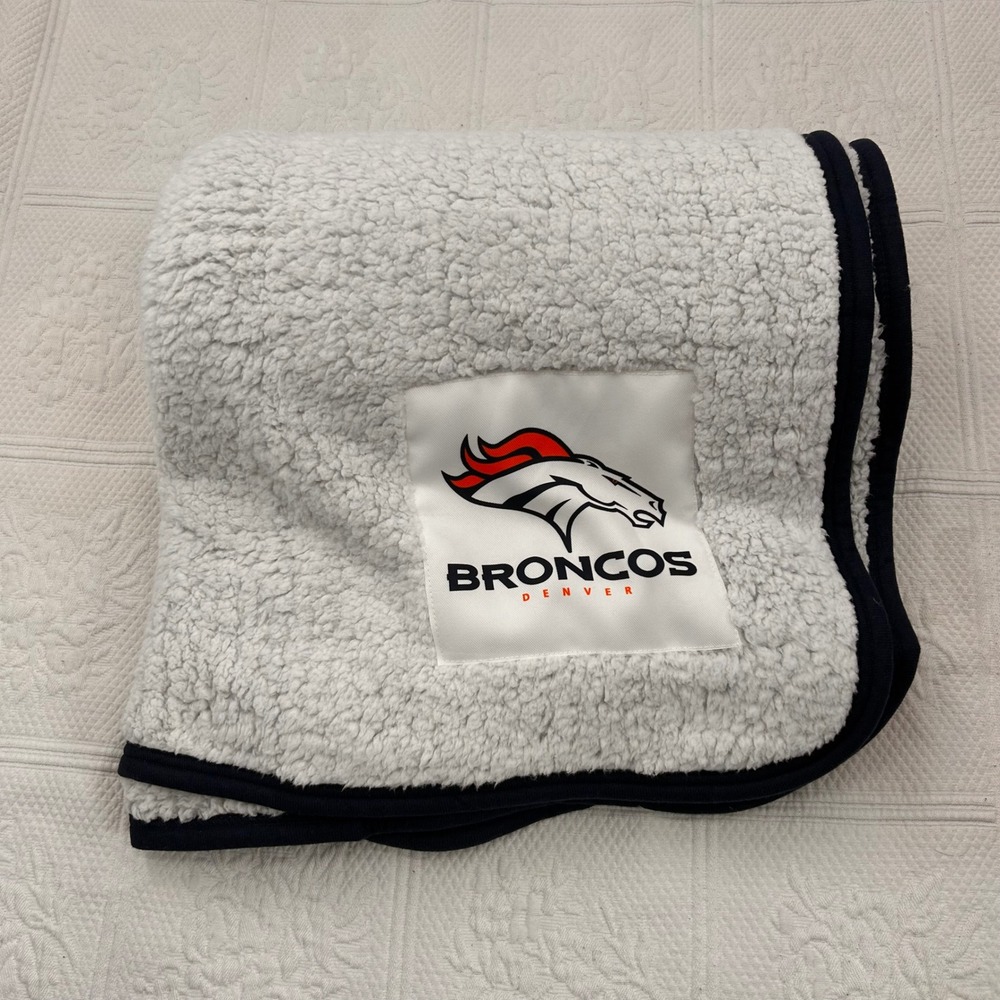 Denver Broncos NFL Sherpa Fleece Throw Blanket White Navy Blue 60x48